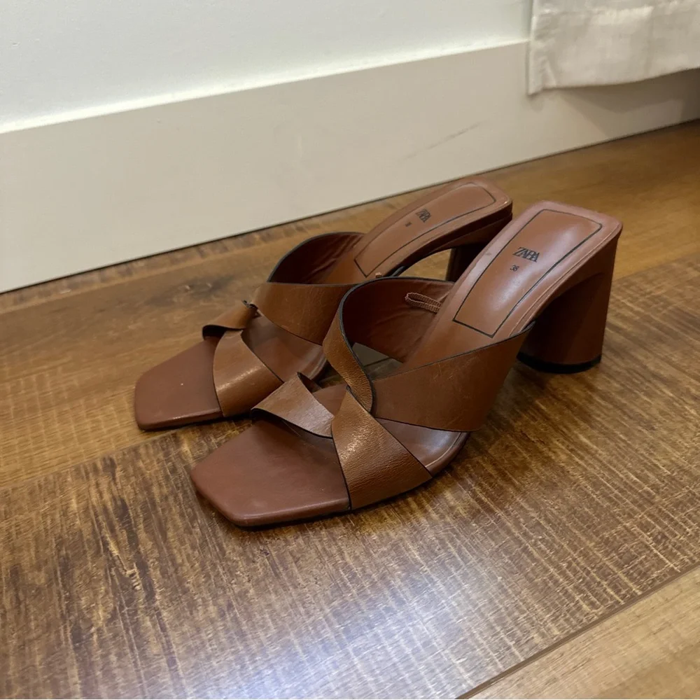 Zara Heels - Picture 1 of 7